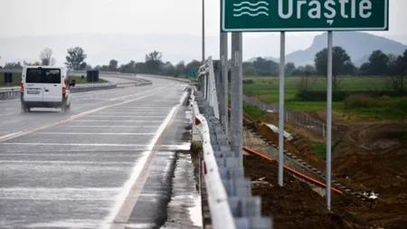 Când se va putea circula pe sectorul din autostrada Sibiu-Orăștie care fusese demolat 
