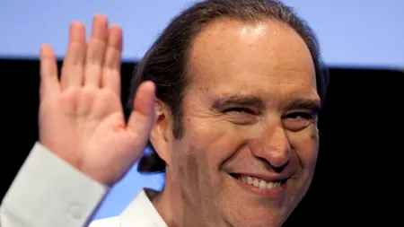 Cine este miliardarul francez care cumpără Orange Elveția cu 2,3 miliarde de euro