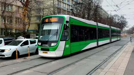 Tramvaiul 41 din București, blocat din cauza unui accident rutier