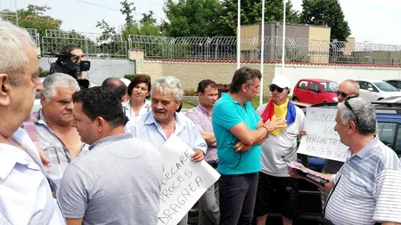 Miting pro-Dragnea, în fața Penitenciarului Rahova, după decizia CCR: „Dragnea deținut politic