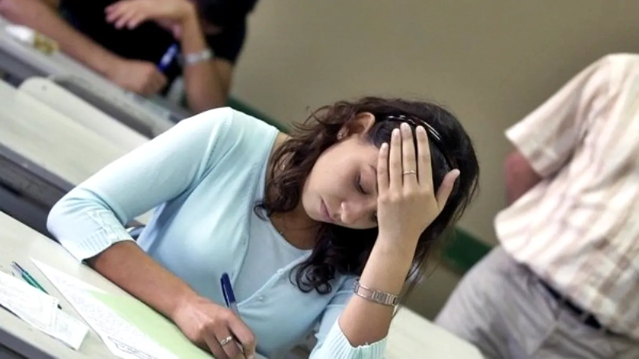 SIMULAREA la EVALUAREA NAȚIONALĂ 2013 în BUCUREȘTI. SUBIECTE ȘI BAREM LA MATEMATICĂ