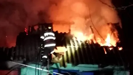 Incendiu la o locuinţă din Vaslui. Un bărbat a murit