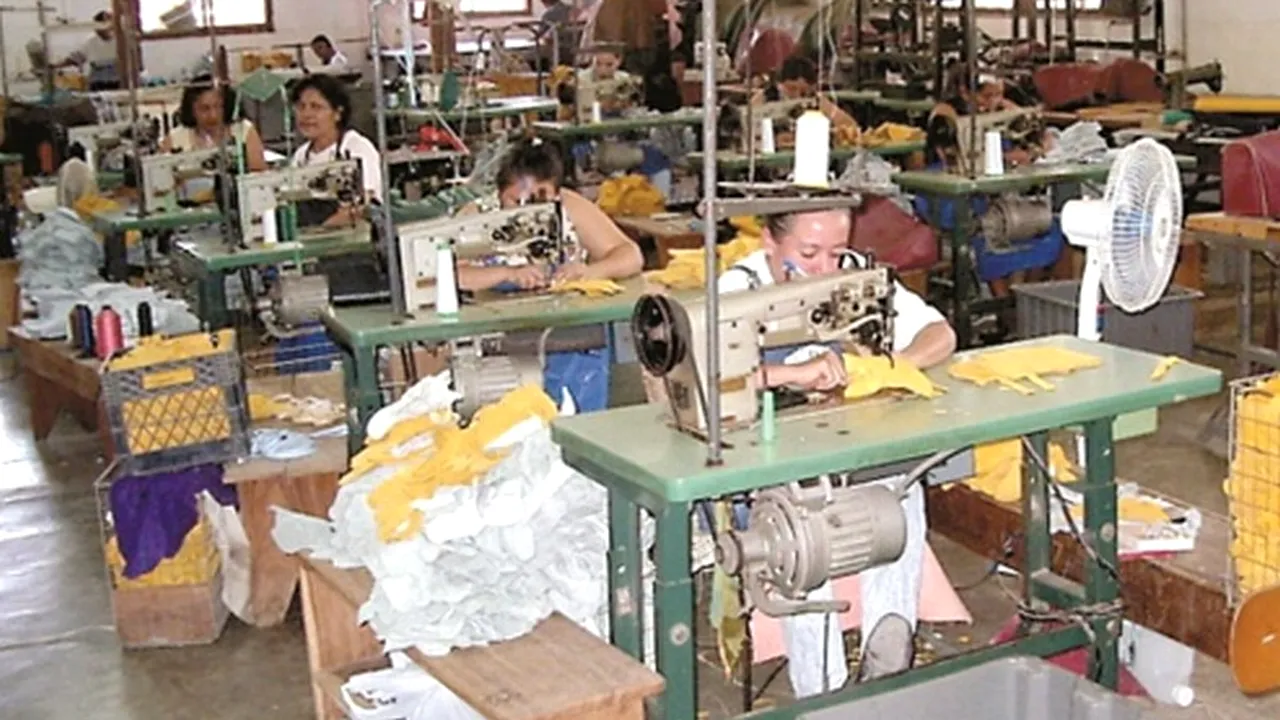 Cel mai mare producător de textile de pe piața românească închide fabrica: 