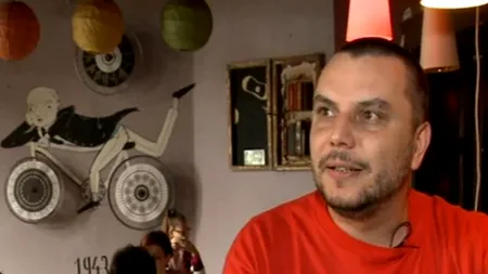 Oferta unui patron de cafenea din Oradea pentru clienții dispuși să renunțe la telefonul mobil pentru o oră