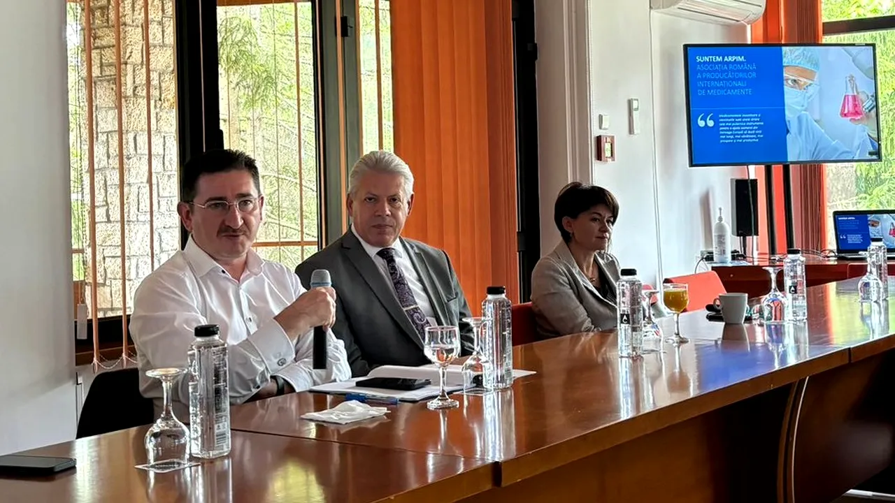 Consiliul Concurenței, analiză nouă. Bogdan Chirițoiu: „Vrem să vedem cât de mult și de ce au crescut biletele la Wizzair, Ryanair, inclusiv la TAROM”