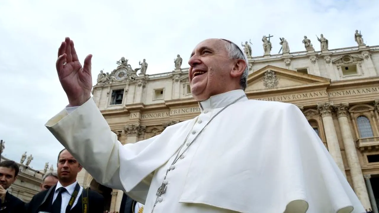 Papa Francisc își exprimă 