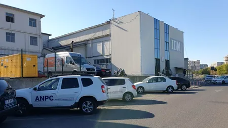 VIDEO EXCLUSIV | ANPC, control într-un mare magazin de haine din București. S-au găsit mărci celebre falsificate