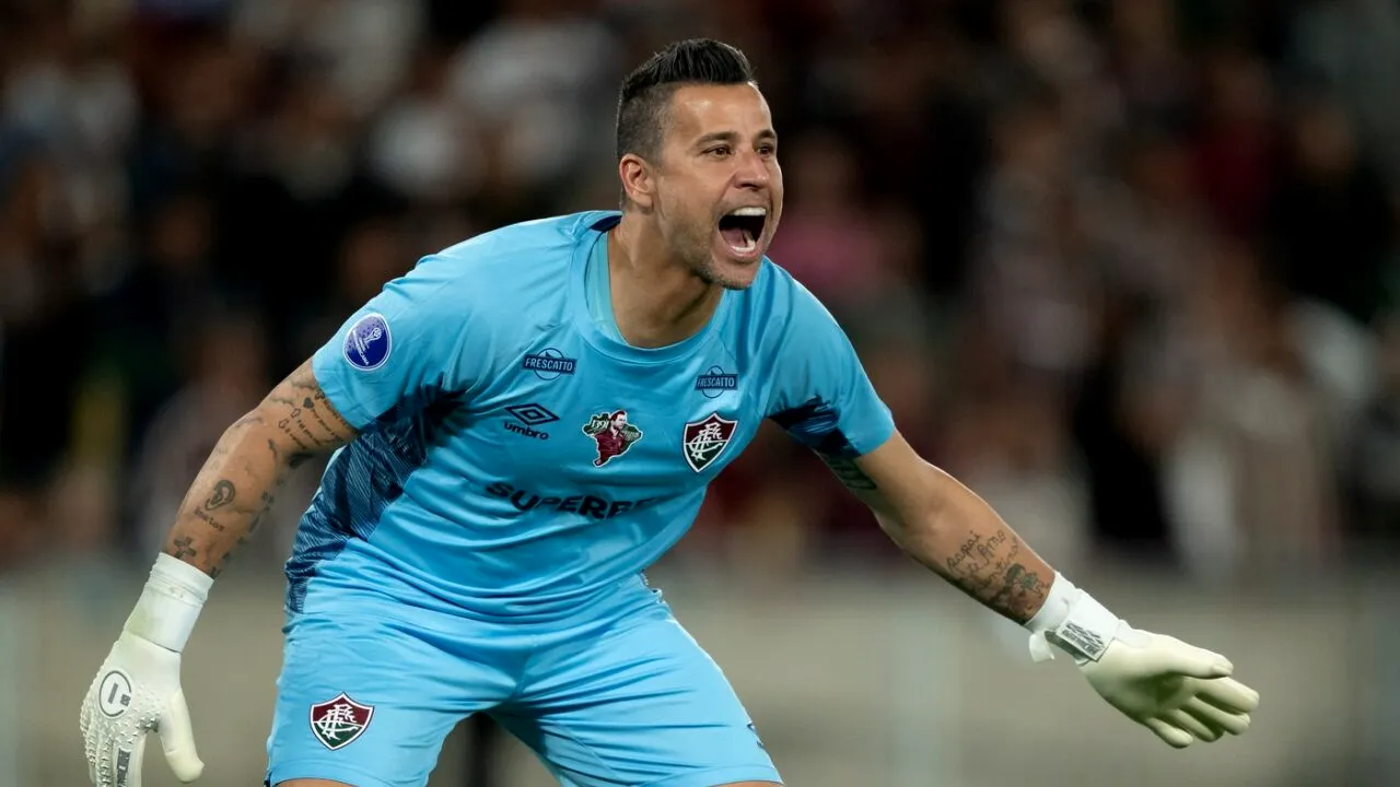 Un RECORD vechi de peste două decenii a fost doborât de portarul Fabio. A devenit fotbalistul cu cele mai multe meciuri oficiale jucate din lume