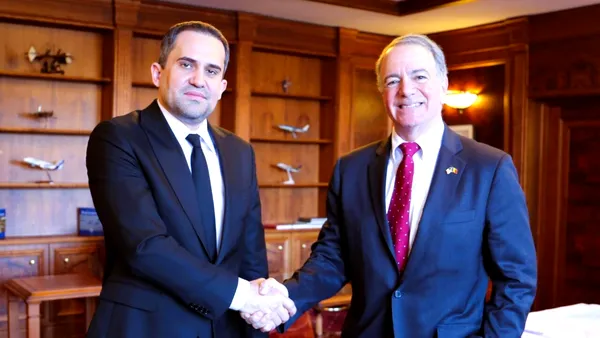 Ministrul Transporturilor, Ciprian Șerban, s-a întâlnit cu ambasadorul SUA, Darryl Nirenberg: „România încurajează creșterea investițiilor americane”