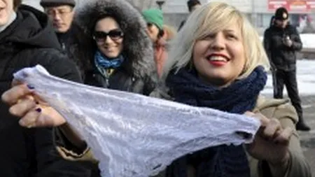 Protest inedit după ce Rusia, Belarus și Kazakstan au interzis lenjeria intimă ''sexy''