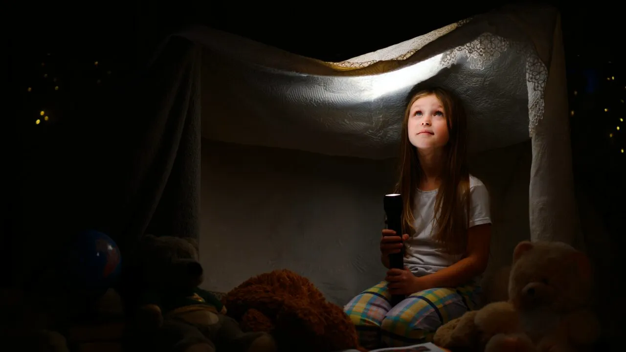 Lucrurile care NU trebuie să-ți lipsească, ca să poți trece cu bine peste o pană de curent