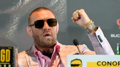 <span style='background-color: #328423; color: #fff; ' class='highlight text-uppercase'>SPORT</span> Conor McGregor nu va LUPTA anul acesta în octogon. Accidentările l-au scos din circuitul UFC