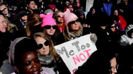 Sute de mii de persoane au manifestat împotriva lui Donald Trump în marile orașe americane. Ce le-a transmis președintele pe Twitter