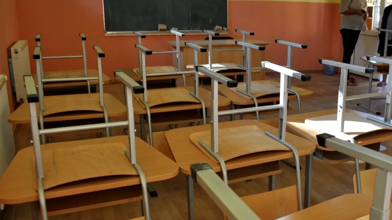 Primăria Bistrița vrea să desființeze o școală în care învață copii romi pe motiv că e o 