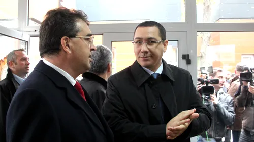„Centrul imaculat revine. Ponta vrea să le taie baronilor din puteri, aceștia îl somează să aleagă: ori președinte PSD, ori premier