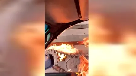 Ucraina: O femeie a incendiat un tanc rusesc cu un cocktail Molotov | FOTO, VIDEO