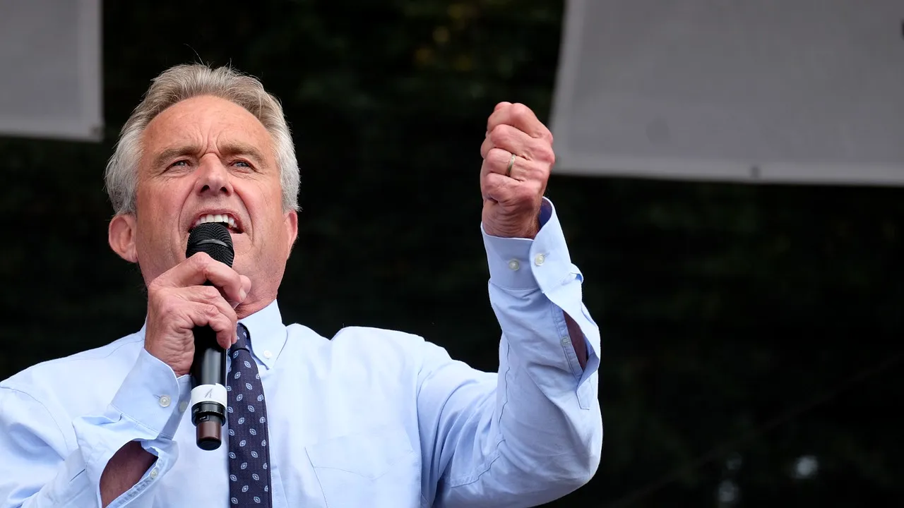 ANUNȚ OFICIAL: Robert Kennedy Jr. candidează pentru Casa Albă! / Nepotul lui JFK agită apele în Partidul Democrat