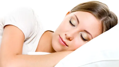 Femeile dorm mai mult decât bărbații. Ce arată un studiu global despre obiceiurile de somn