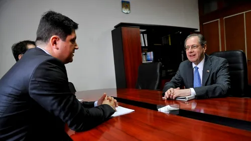 Ministrul de Externe Titus Corlățean a avut o întrevedere cu ambasadorul SUA Mark Gitenstein