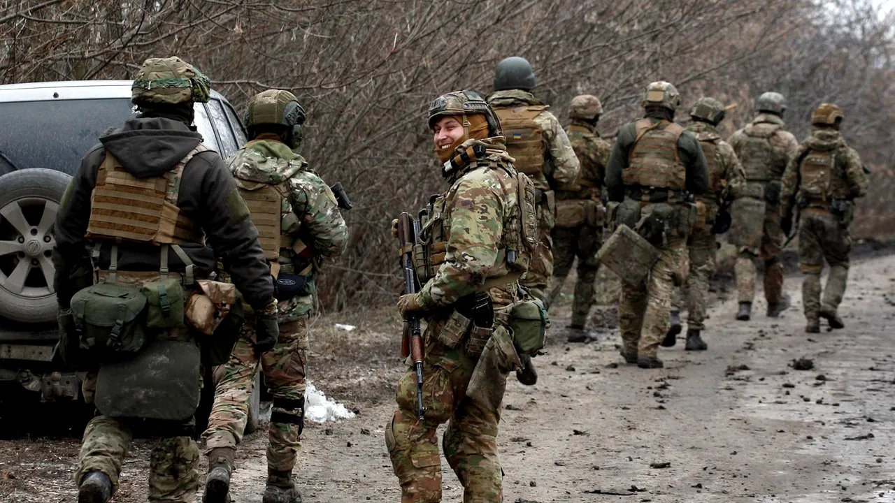 Bărbaţii ucraineni cu vârsta între 18 şi 60 de ani nu mai au voie să părăsească ţara