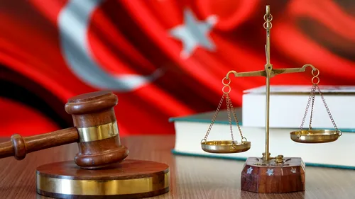 SENTINȚĂ. Angajat al Consulatului SUA la Istanbul, condamnat la închisoare în Turcia pentru terorism. Reacția Statelor Unite