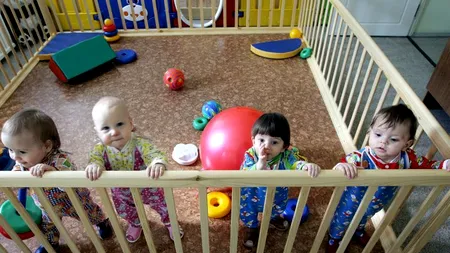 Consiliul Federației Ruse a aprobat legea care interzice adoptarea de copii de către americani