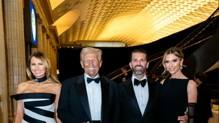 Fiul lui Trump s-a logodit pentru a treia oară. Președintele a făcut anunțul la Casa Albă. Ultima sa parteneră a fost numită ambasador în Grecia