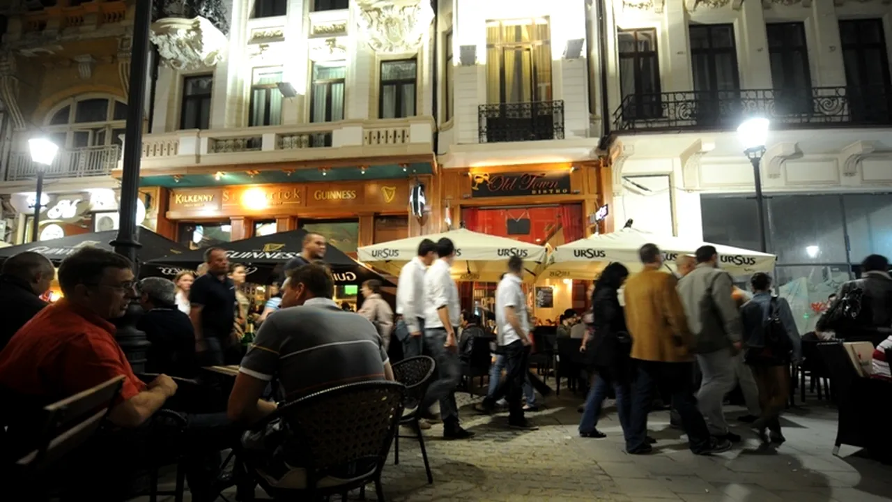 Decizie a Primăriei București: Muzică și spectacole live la terasele din Centrul Vechi, până la ora 22.00. Nunțile și botezurile sunt interzise