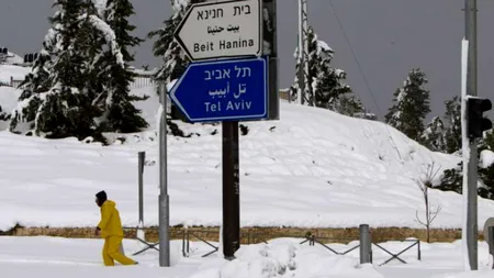 FOTO. Mai multe țări din Orientul Mijlociu sunt afectate de ninsori și ger. Nordul Egiptului, acoperit de zăpadă pentru prima dată după mai mulți ani