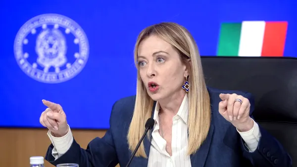 Giorgia Meloni nu vrea alianțe cu politicienii care se opun ajutorului pentru Ucraina. „Nu îmi schimb opțiunile pentru câștig electoral. Am sprijinit Ucraina de dragul Romei”