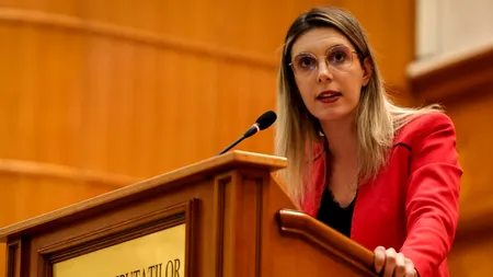 Diana Buzoianu, huiduită în Parlament. Ministrul dă explicații în cazul celor 100.000 de oameni rămași fără apă. Deputată: „Vă trăznește Dumnezeu!”