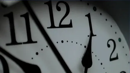 În acest weekend, România trece la ORA DE VARĂ. Schimbarea orei poate avea efecte adverse asupra sănătății