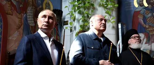 Și-au pus CENUȘĂ în cap? „Enoriașii” Putin și Lukașenko au aprins lumânări la Mănăstirea Valaam din nordul Republicii Karelia