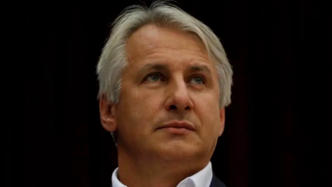 Orlando Teodorovici: ”Asistăm la încă o încercare disperată a lui Iohannis de a-și menține la Palatul Victoria «guvernul meu»”