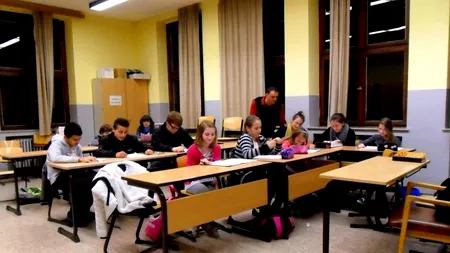 Condamnată la închisoare după ce fiul ei a strâns 1.181 de absențe la școală