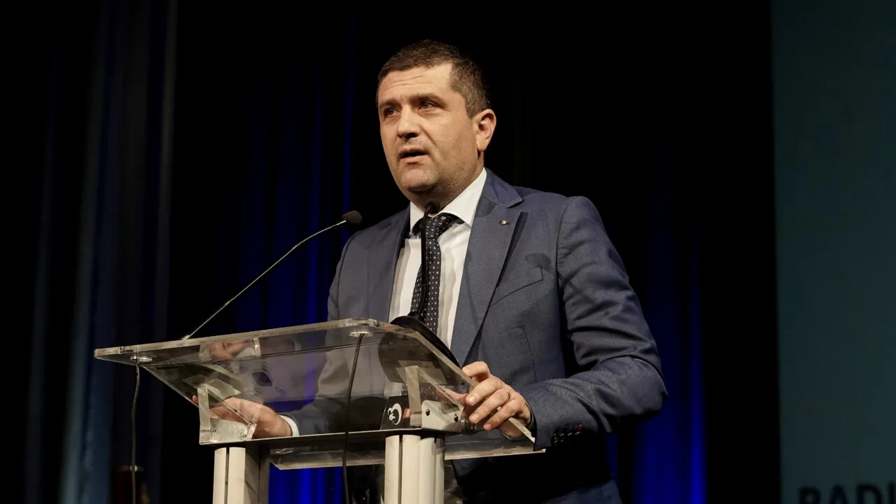 Radu Miruță, atac la adresa PSD. Ministrul interimar al Apărării spune că a cheltuit mai puțini bani pe deplasări decât social-democrații