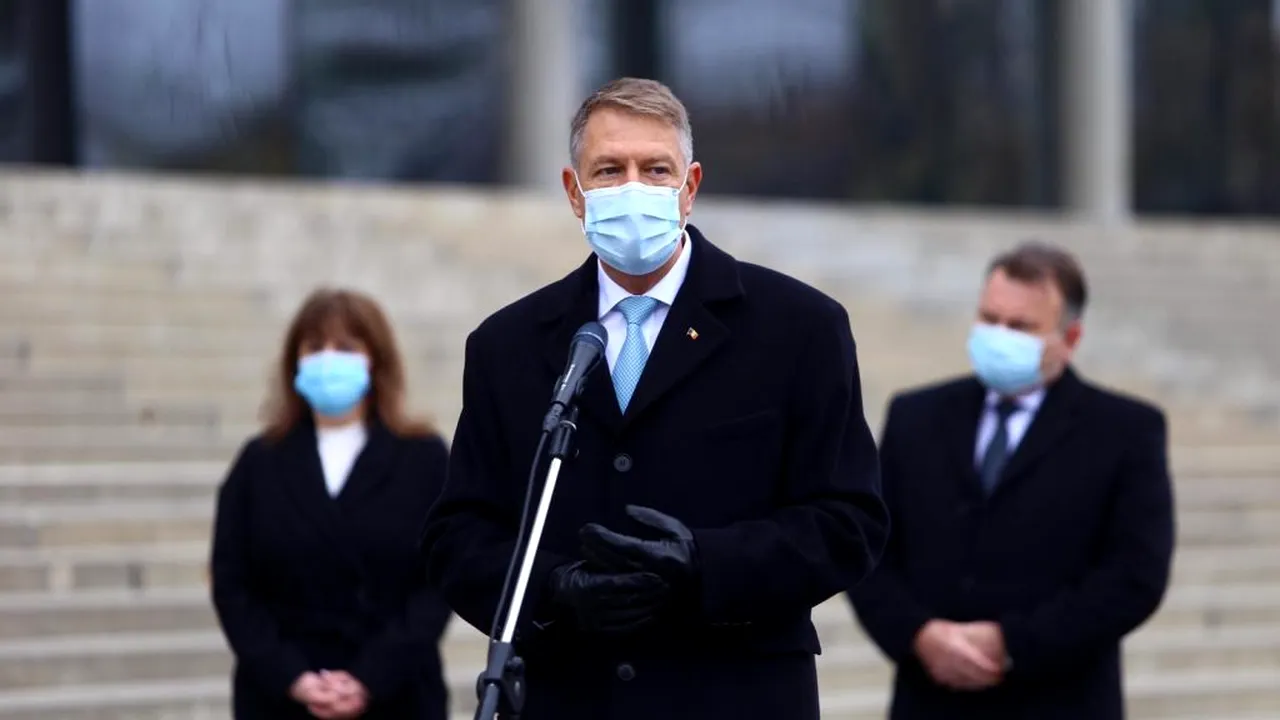 Klaus Iohannis, în vizită la Call Center-ul DSP București de la Arena Națională: „DSP-urile au fost total depășite, unele sunt depășite și acum”  - FOTO/VIDEO