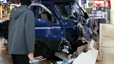 ACCIDENT în Coreea de Sud. Doi morți și 18 răniți, după ce un camion a izbit în plin un grup de oameni aflați într-o piață