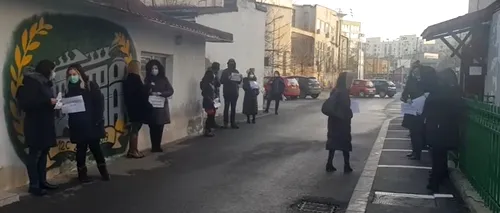 VIDEO. Revoltă la liceul ”Gheorghe Șincai”. Mai mulți profesori refuză să intre la ore și se opun numirii noului director