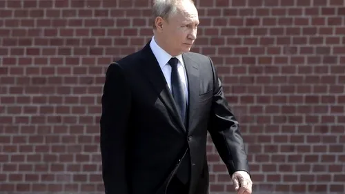Cum s-a supărat Vladimir Putin ca văcarul pe sat