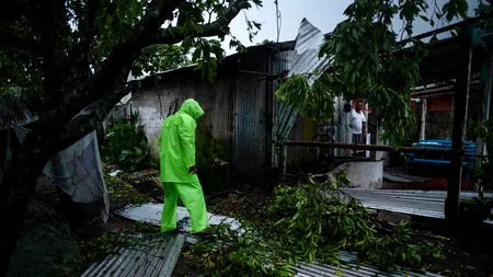 Uraganul Grace a lovit Mexicul. Cel puţin opt persoane au murit