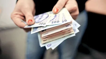 Bursele pentru învățământul profesional cresc de la 200 la 300 de lei. Camera Deputaților a adoptat tacit proiectul inițiat de deputatul PNL Florin Roman