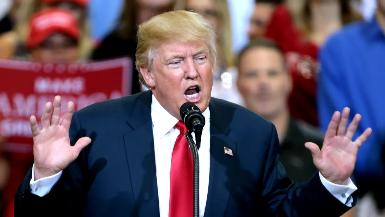 Donald Trump consideră că are dreptul de a se autograția, dacă va fi condamnat după investigația privind contactele echipei sale electorale cu Rusia