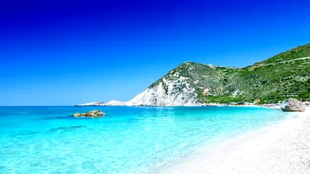 COȘMAR și vacanță ratată! O turistă româncă, depistată pozitiv cu Covid în Grecia! Autoritățile elene o vor băga în carantină 14 zile