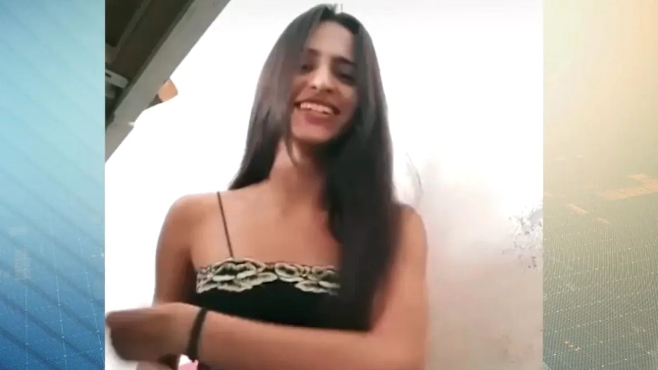 Sfârșit tragic pentru o adolescentă de 15 ani. A murit după ce și-a făcut singură piercing în sprânceană