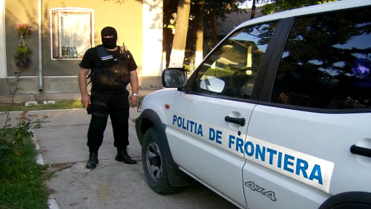 Doi refugiați au trecut ilegal granița în România. Surpriza pe care au avut-o polițiștii de frontieră când i-au prins