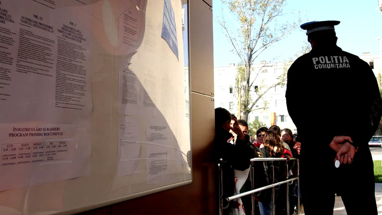 O elevă de 15 ani reclamă că a fost violată de un coleg în incinta liceului