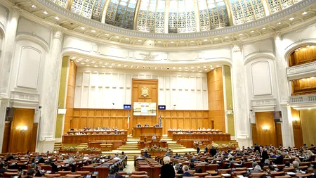 Legea consumatorului vulnerabil ar putea să intre în vigoare de la 1 noiembrie. Proiectul, votat de plenul Camerei Deputaților, merge la promulgare - DOCUMENT