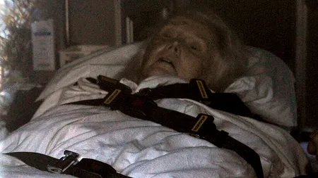 Zsa Zsa Gabor a aflat că medicii i-au amputat piciorul, la 18 luni după operație