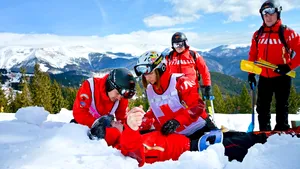 39 de persoane au avut nevoie de intervenția salvamontiștilor în ultima zi din 2025